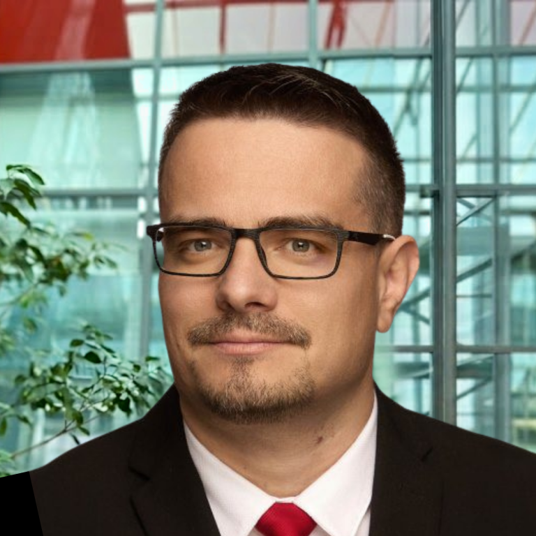 Cseri_Zoli_ujhatter
